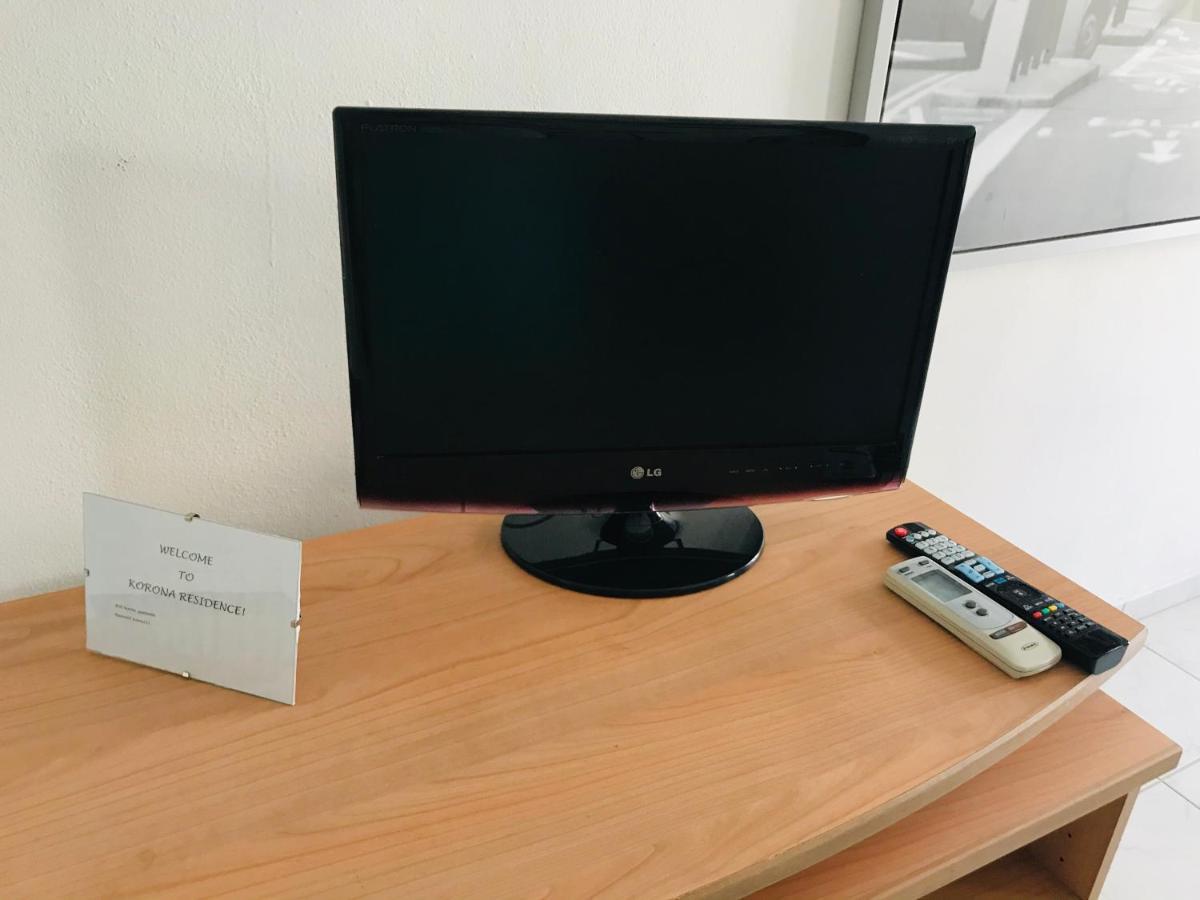 Korona Beach Apartments I 레팀노 외부 사진