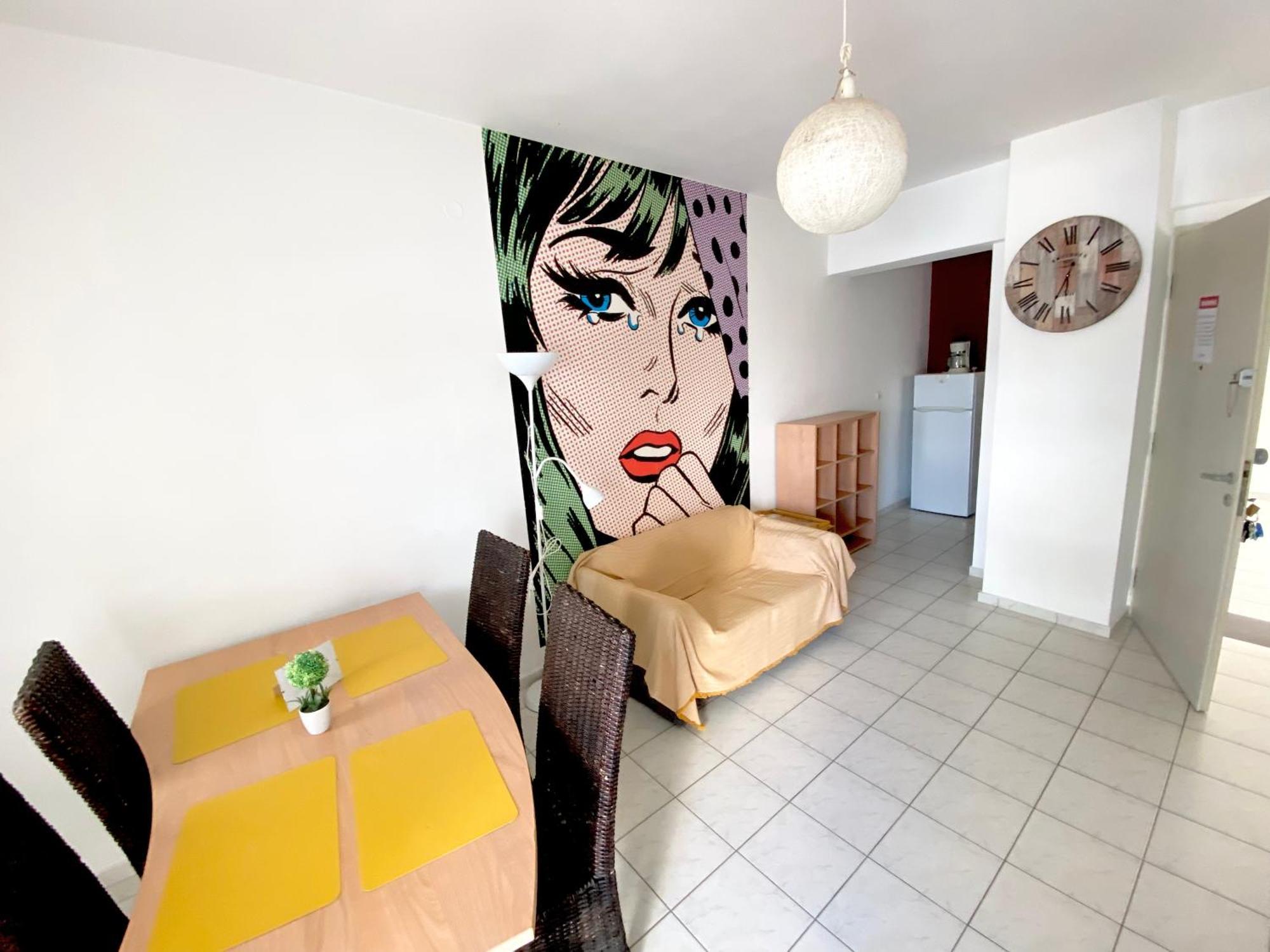 Korona Beach Apartments I 레팀노 외부 사진
